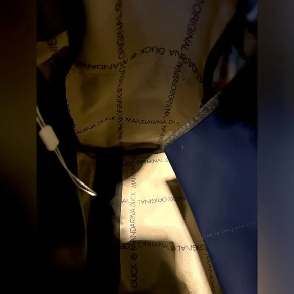 Mandarina Duck Drawstring Utility Backpack – Navy Blue Discontinued & Pristine - Picture 7 of 9